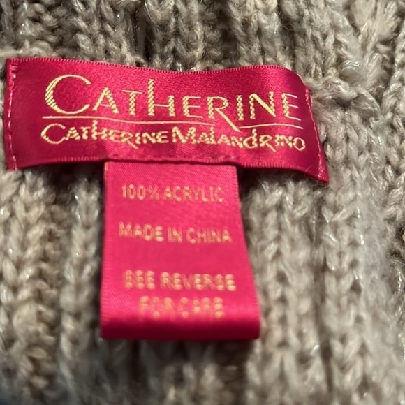 Infinity Scarf​​​ - Picture 2 of 3